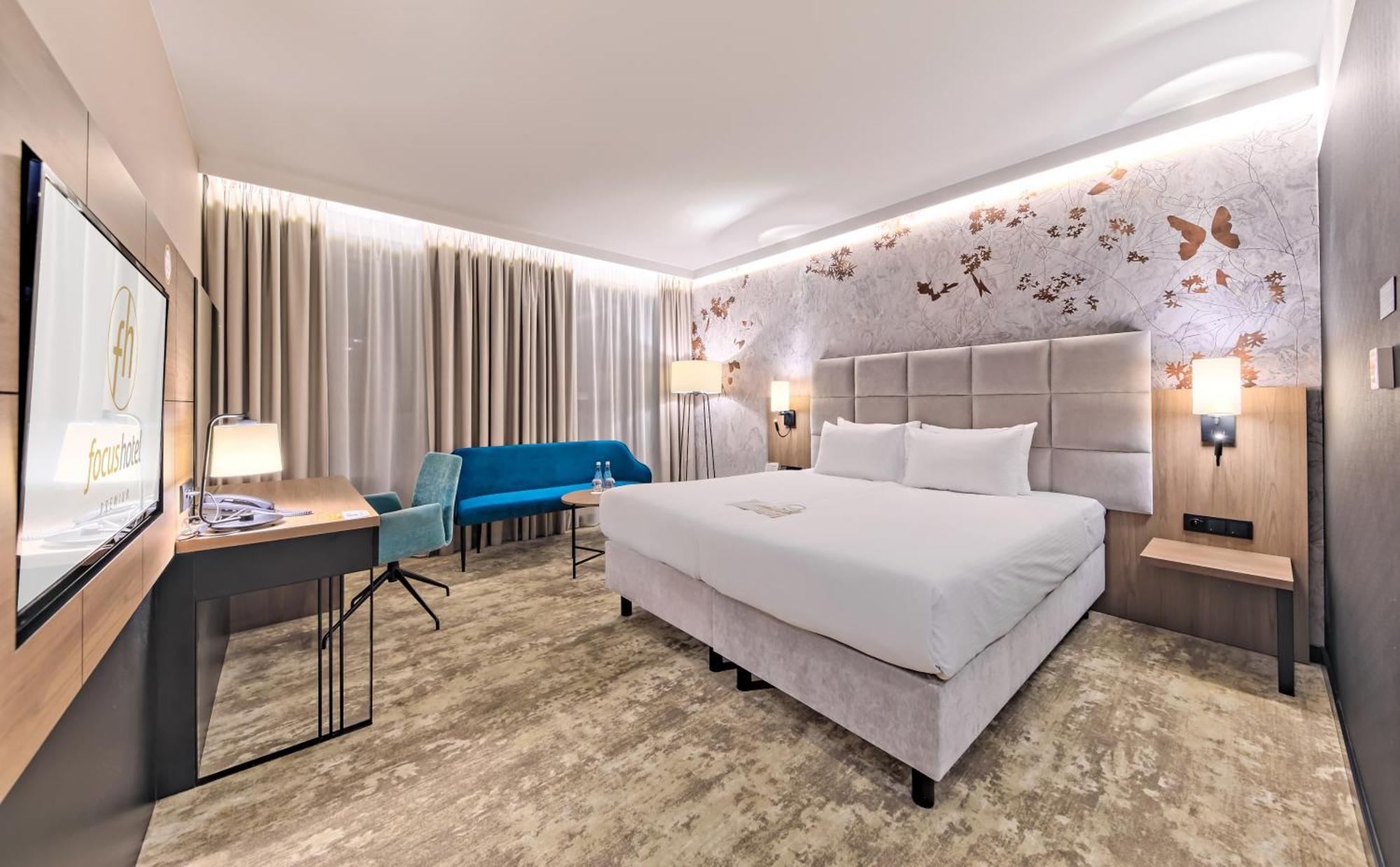 Focus Hotel Premium Warszawa ภายนอก รูปภาพ