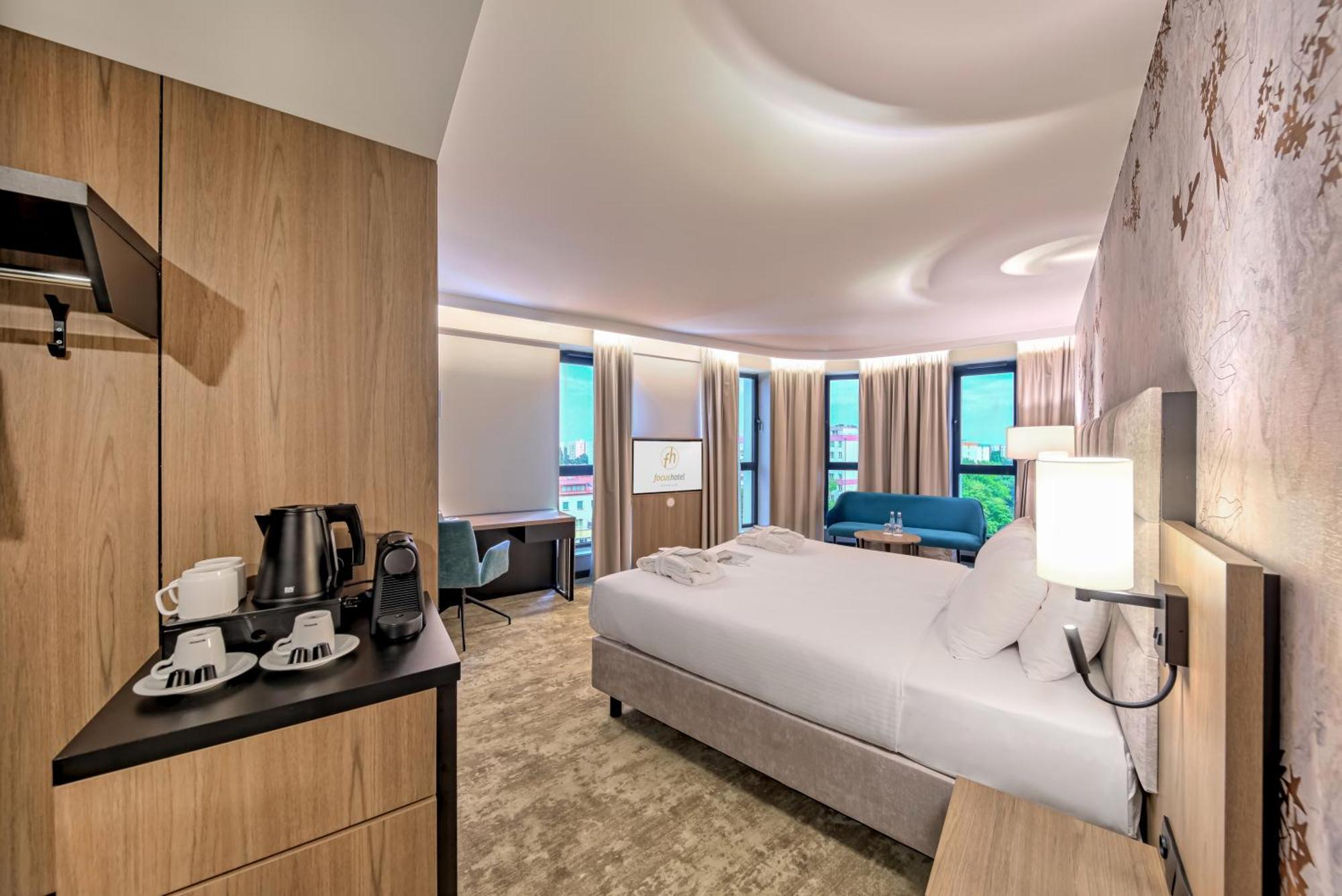 Focus Hotel Premium Warszawa ภายนอก รูปภาพ