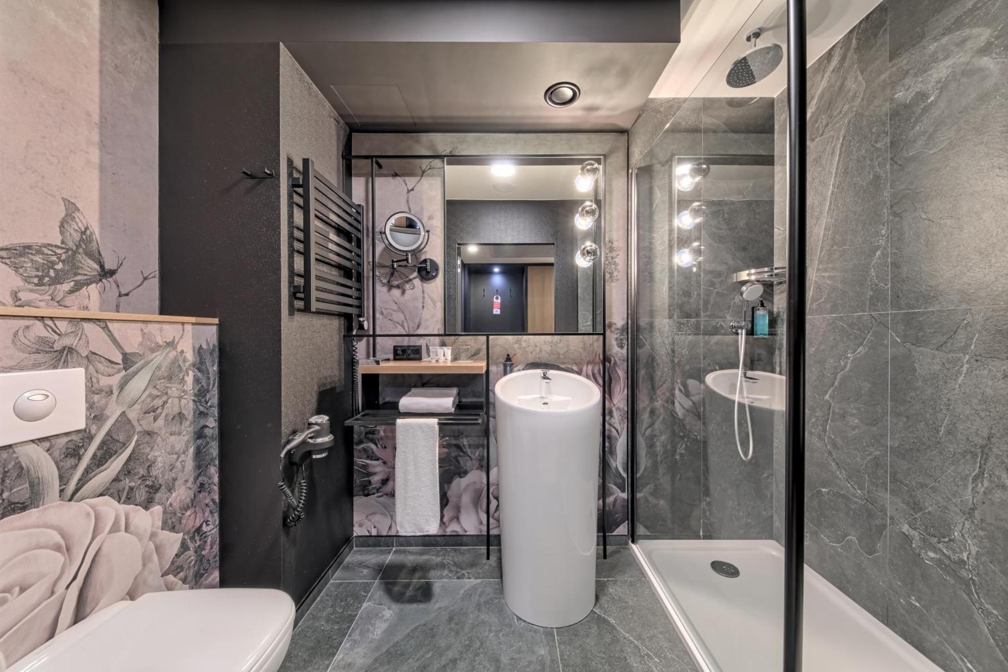 Focus Hotel Premium Warszawa ภายนอก รูปภาพ