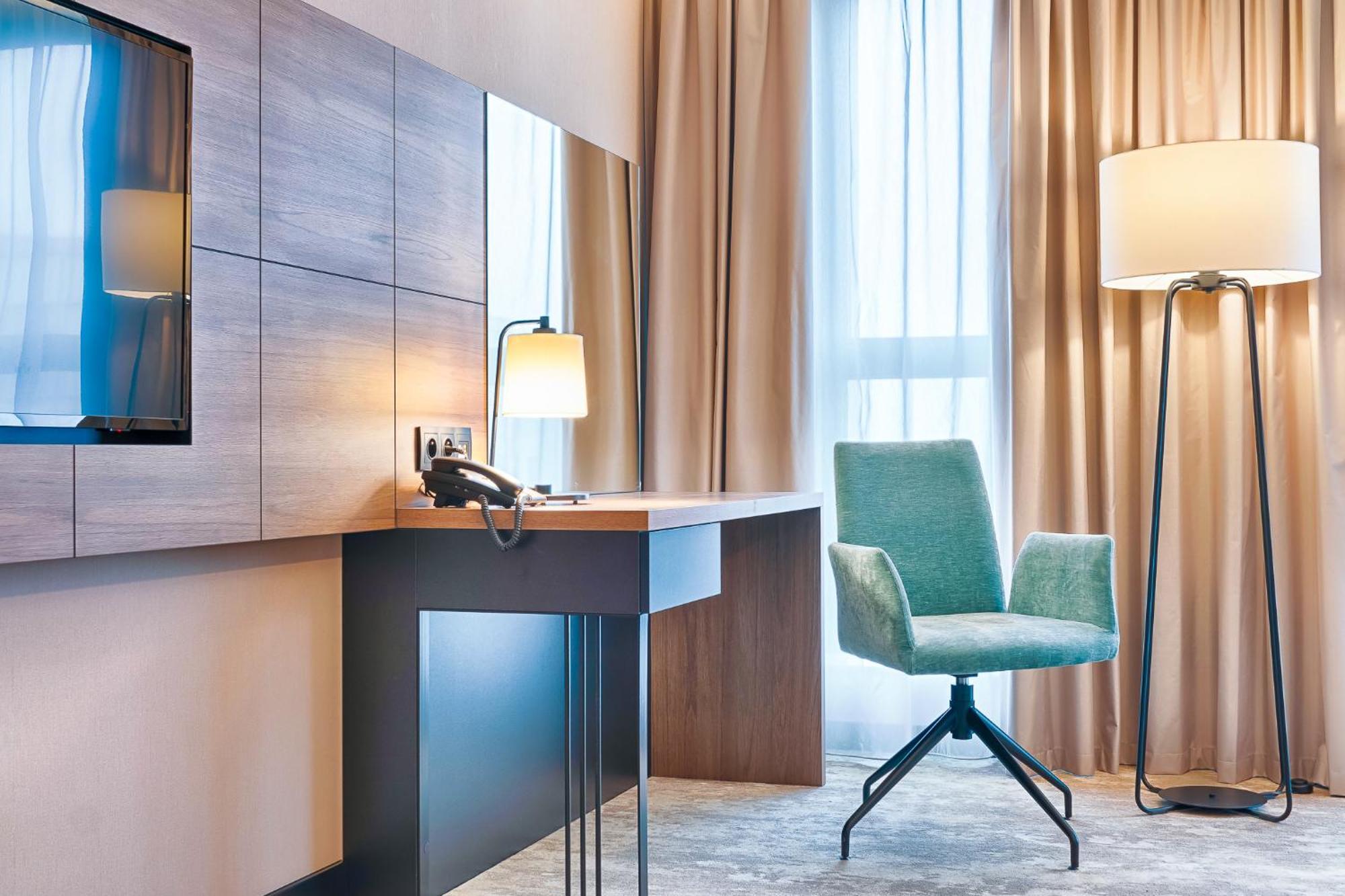 Focus Hotel Premium Warszawa ภายนอก รูปภาพ
